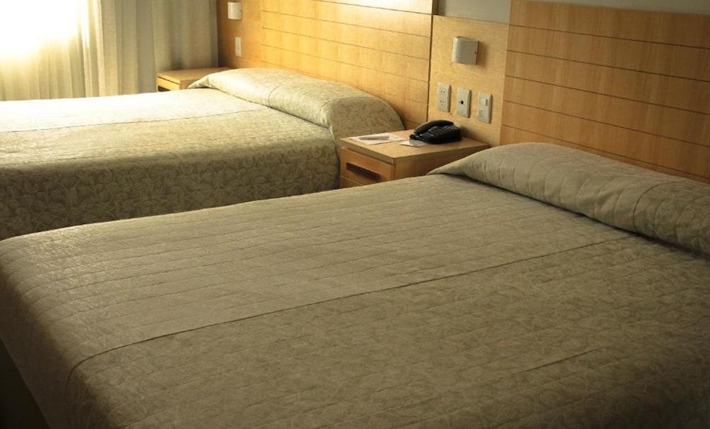 Hotel Atlantico Tower Ρίο ντε Τζανέιρο Εξωτερικό φωτογραφία Two beds in a hotel room