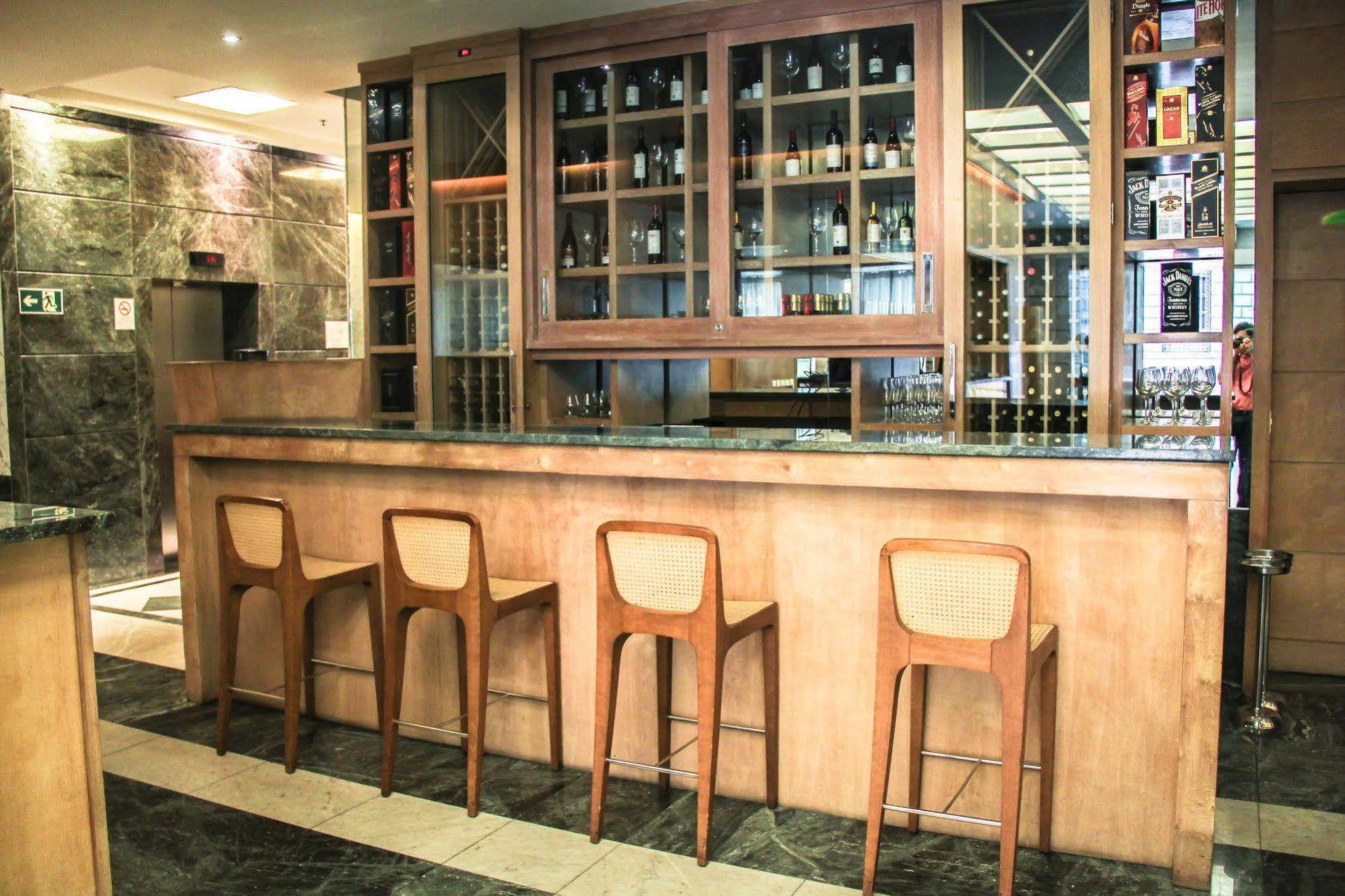Hotel Atlantico Tower Ρίο ντε Τζανέιρο Εξωτερικό φωτογραφία The bar at the hotel