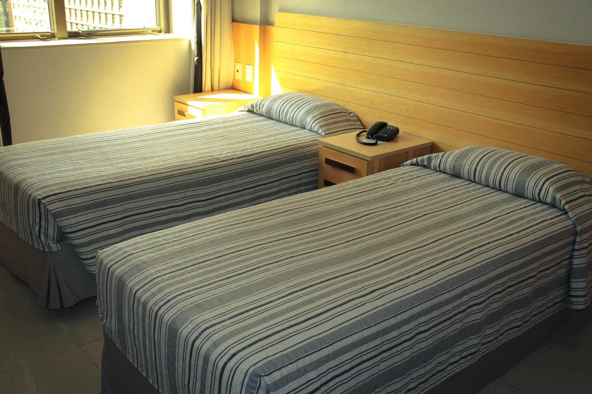 Hotel Atlantico Tower Ρίο ντε Τζανέιρο Εξωτερικό φωτογραφία Two single beds in a hotel room